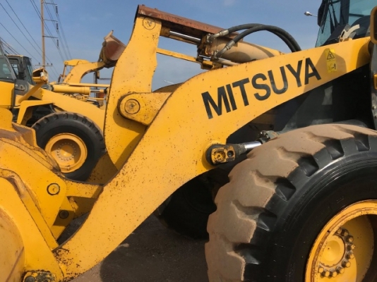 ขายรถตักล้อยาง KOMATSU WA320-6 ปี 2012 รถนอกนำเข้าเองจากญี่ปุ่น สภาพสวยพร้อมใช้งาน มีVDOการทำงานครับ ขายรถตักล้อยาง KOMATSU WA320-6 ปี 2012 รถนอกนำเข้าเองจากญี่ปุ่น สภาพสวยพร้อมใช้งาน มีVDOการทำงานครับ