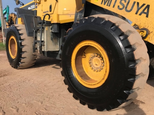 ขายรถตักล้อยาง KOMATSU WA320-6 ปี 2012 รถนอกนำเข้าเองจากญี่ปุ่น สภาพสวยพร้อมใช้งาน มีVDOการทำงานครับ ขายรถตักล้อยาง KOMATSU WA320-6 ปี 2012 รถนอกนำเข้าเองจากญี่ปุ่น สภาพสวยพร้อมใช้งาน มีVDOการทำงานครับ