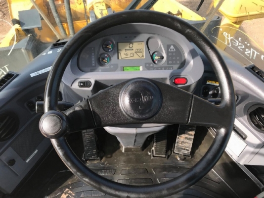 ขายรถตักล้อยาง KOMATSU WA320-6 ปี 2012 รถนอกนำเข้าเองจากญี่ปุ่น สภาพสวยพร้อมใช้งาน มีVDOการทำงานครับ ขายรถตักล้อยาง KOMATSU WA320-6 ปี 2012 รถนอกนำเข้าเองจากญี่ปุ่น สภาพสวยพร้อมใช้งาน มีVDOการทำงานครับ