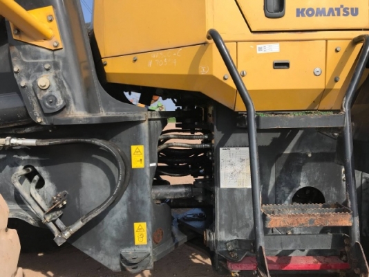 ขายรถตักล้อยาง KOMATSU WA320-6 ปี 2012 รถนอกนำเข้าเองจากญี่ปุ่น สภาพสวยพร้อมใช้งาน มีVDOการทำงานครับ ขายรถตักล้อยาง KOMATSU WA320-6 ปี 2012 รถนอกนำเข้าเองจากญี่ปุ่น สภาพสวยพร้อมใช้งาน มีVDOการทำงานครับ