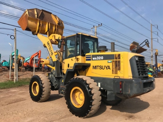 ขายรถตักล้อยาง KOMATSU WA320-6 ปี 2012 รถนอกนำเข้าเองจากญี่ปุ่น สภาพสวยพร้อมใช้งาน มีVDOการทำงานครับ ขายรถตักล้อยาง KOMATSU WA320-6 ปี 2012 รถนอกนำเข้าเองจากญี่ปุ่น สภาพสวยพร้อมใช้งาน มีVDOการทำงานครับ