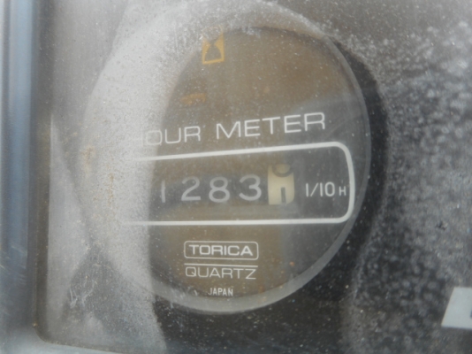 รถบด Dynapac CP202 ปี 2001 แบบ 9 ล้อ เกียร์ธรรมดา นำเข้าจากญี่ปุ่น รถบด Dynapac CP202 ปี 2001 แบบ 9 ล้อ เกียร์ธรรมดา นำเข้าจากญี่ปุ่น