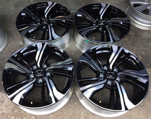 แม็กป้ายแดง Honda Civic FC 1.5 Turbo RS ท๊อปสุดในรุ่น ขอบ 17