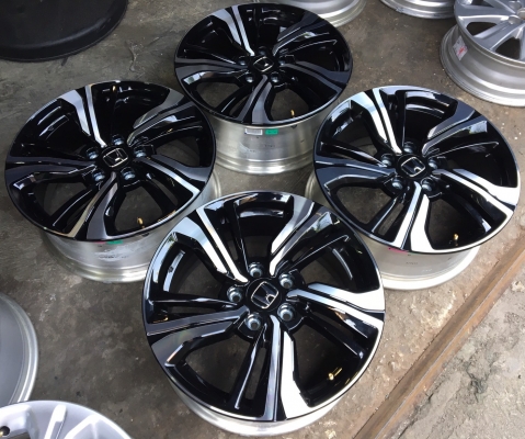 แม็กป้ายแดง Honda Civic FC 1.5 Turbo RS ท๊อปสุดในรุ่น ขอบ 17