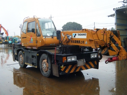 ขายรถเครน TADANO TR100M-1 (ขนาด 10 ตัน) รถนอกนำเข้าจากญี่ปุ่น สภาพสวยพร้อมใช้ ถึงเร็วๆนี้ครับ