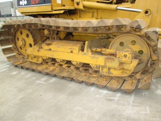 ขายรถแทรคเตอร์ตีนตะขาบ Komatsu D21P-6 มือสองนำเข้าจากญี่ปุ่น สภาพสวย พร้อมใช้งาน