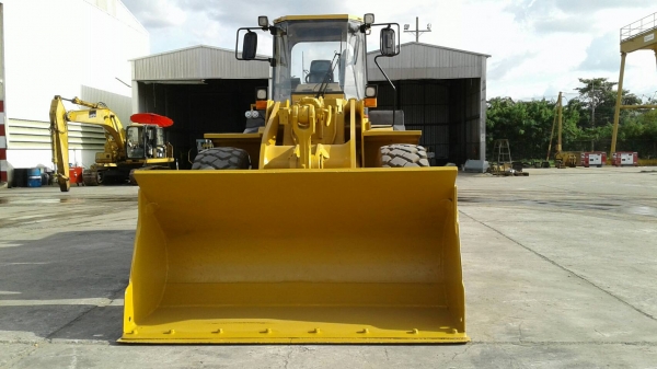 ขายรถตักล้อยางขนาด 3.1 คิว Caterpillar รุ่น 950F-II มือสองนำเข้า สภาพสวย พร้อมใช้งาน ขายรถตักล้อยางขนาด 3.1 คิว Caterpillar รุ่น 950F-II มือสองนำเข้า สภาพสวย พร้อมใช้งาน