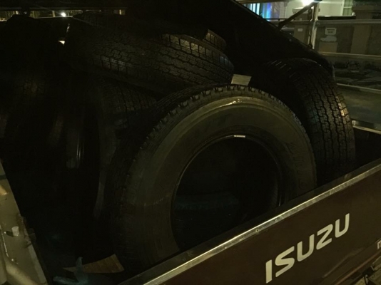 ยาง Bridgestone 245 70 16 ปลายปี16 มี2ชุด ดอกเต็ม ไม่มีปะ เนื้อนิ่มๆ ใช้ยาว ราคาไม่แพง ยาง Bridgestone 245 70 16 ปลายปี16 มี2ชุด ดอกเต็ม ไม่มีปะ เนื้อนิ่มๆ ใช้ยาว ราคาไม่แพง