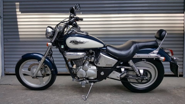 ขออนุญาตขาย HONDA PHANTOM TA200 รุ่น CUSTOM สีขาวมุก หายาก สภาพพร้อมใช้งาน ฟรีค่าโอน ขออนุญาตขาย HONDA PHANTOM TA200 รุ่น CUSTOM สีขาวมุก หายาก สภาพพร้อมใช้งาน ฟรีค่าโอน