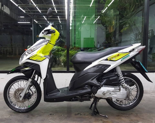 ขออนุญาตขาย HONDA CLICK 110-i NEW COMBI BRAKE รถสภาพสวยเหมือนป้ายแดง สภาพพร้อมใช้งาน ฟรีค่าโอน ขออนุญาตขาย HONDA CLICK 110-i NEW COMBI BRAKE รถสภาพสวยเหมือนป้ายแดง สภาพพร้อมใช้งาน ฟรีค่าโอน