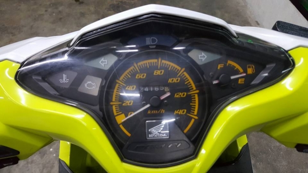 ขออนุญาตขาย HONDA CLICK 110-i NEW COMBI BRAKE รถสภาพสวยเหมือนป้ายแดง สภาพพร้อมใช้งาน ฟรีค่าโอน ขออนุญาตขาย HONDA CLICK 110-i NEW COMBI BRAKE รถสภาพสวยเหมือนป้ายแดง สภาพพร้อมใช้งาน ฟรีค่าโอน