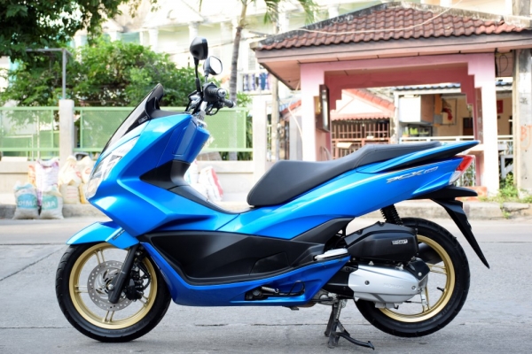 Pcx150i 2017 เตาแก้ส มือเดียว สภาพสวย Pcx150i 2017 เตาแก้ส มือเดียว สภาพสวย