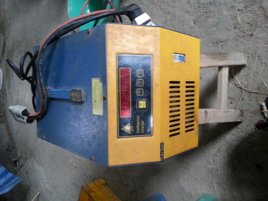 ขายตู้ชาร์จรถยก 24 v 220v