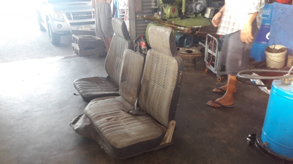 ขายเบาะนั่ง isuzu NKR