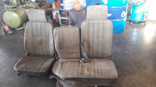 ขายเบาะนั่ง isuzu NKR