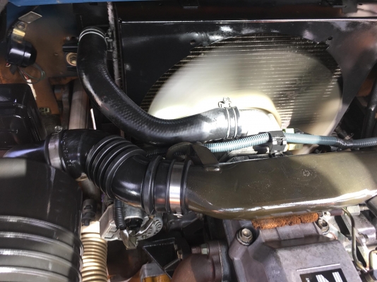 ขายรถโฟล์คลิฟท์มือสองสำหรับตักยางพาราตักยางก้อนยางถ้วยและทะลายปาล์ม