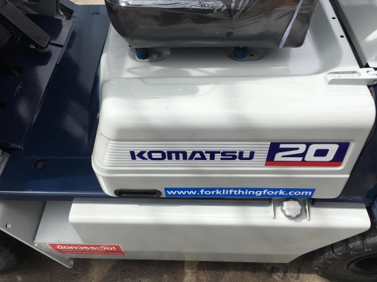 ขายรถโฟล์คลิฟท์มือสองสำหรับตักยางพาราตักยางก้อนตักยางถ้วยตักเศษยางตักทะลายปาล์ม