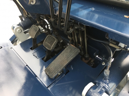 ขายรถโฟล์คลิฟท์มือสองสำหรับตักยางพาราตักยางก้อนตักยางถ้วยตักเศษยางตักทะลายปาล์ม