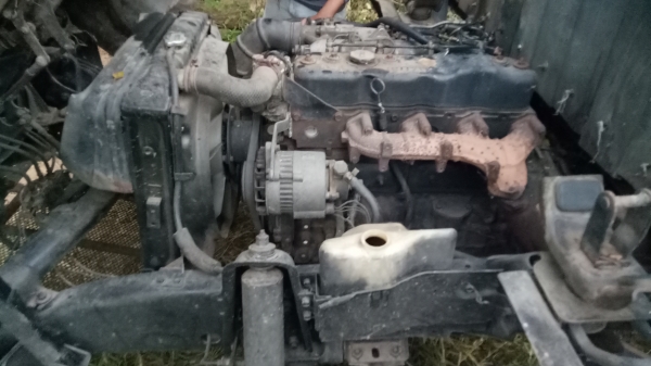 ขายๆๆหกล้อISUZU NPR57L. 110แรงหัวใหญ่ สภาพพร้อมใช้ รถสวย เล่มชุดโอนพร้อมราคา190,000 บาท(โทร)(&amp;)?