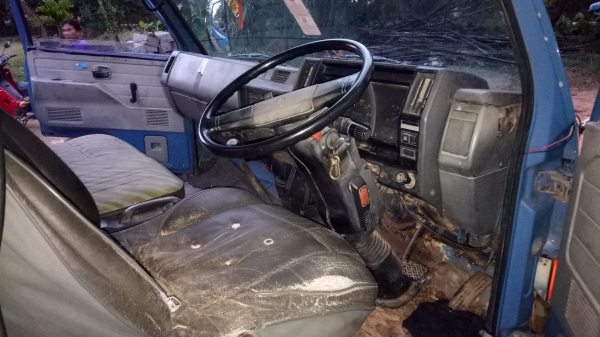 ขายๆๆหกล้อISUZU NPR57L. 110แรงหัวใหญ่ สภาพพร้อมใช้ รถสวย เล่มชุดโอนพร้อมราคา190,000 บาท(โทร)(&)? ขายๆๆหกล้อISUZU NPR57L. 110แรงหัวใหญ่ สภาพพร้อมใช้ รถสวย เล่มชุดโอนพร้อมราคา190,000 บาท(โทร)(&)?