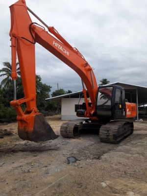 รถบ้านฝากขาย  HITACHI EX200-5  เก่าในสภาพดี  ทำสีใหม่  แอร์เย็น  แทรคใหญ่  พร้อมใช้  โทร  089-3818694  ดวงนภา