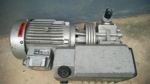 VACCUM PUMP BUSCH + MAKASHI VACCUM PUMP BUSCH + MAKASHI