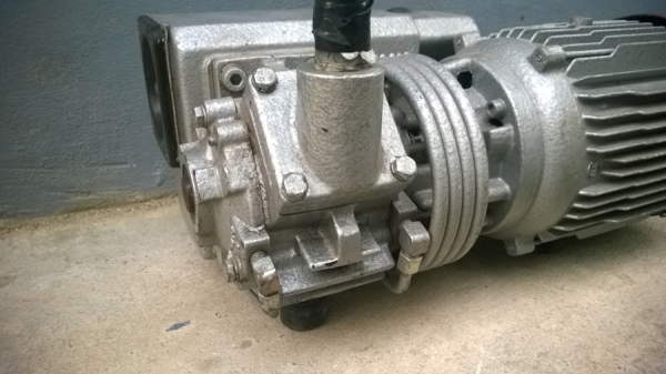 VACCUM PUMP BUSCH + MAKASHI