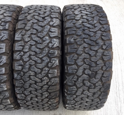 ขาย ยางBF ko2 All-Terrain 275/55/20 สภาพน้องยางใหม่ป้ายเเดง4เส้น ขาย ยางBF ko2 All-Terrain 275/55/20 สภาพน้องยางใหม่ป้ายเเดง4เส้น