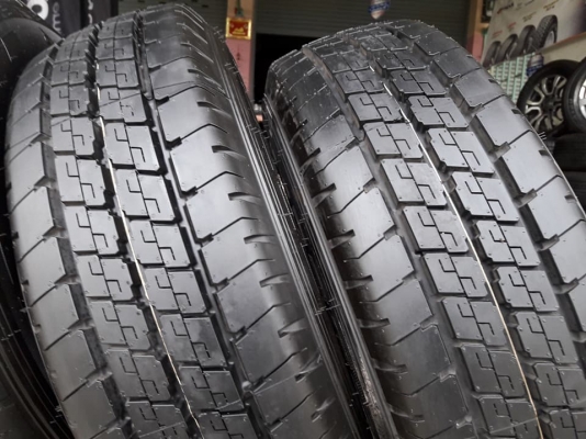 ขายล้อเหล็กป้ายแดง dmax15" พร้อมยางปี17 สนใจติดต่อร้าน ก.เจริญการยางครับ 081-3747940