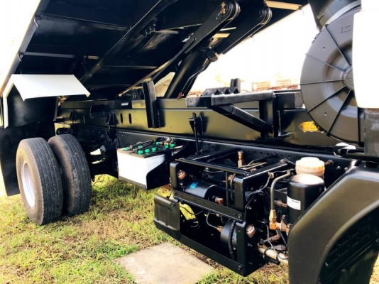 ขาย!! รถ6ล้อ อิซุซุ190 ดั้มสามมิตร ขาย!! รถ6ล้อ อิซุซุ190 ดั้มสามมิตร