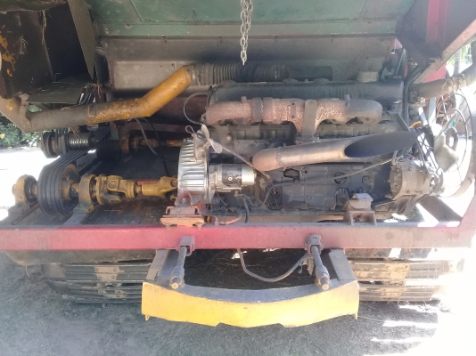 ขายรถเกี่ยวข้าว   ช่วงล่างดี  เกี่ยวคล่อง