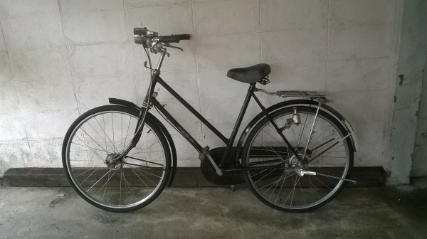 จักรยานโบราณ ยีห้อ the CROCODILE สภาพปั่นใด้ปกติ เอาไปเก็บสะสมใด้คับ สนใจจริงๆราคาคุ่ยกันใด้ จักรยานโบราณ ยีห้อ the CROCODILE สภาพปั่นใด้ปกติ เอาไปเก็บสะสมใด้คับ สนใจจริงๆราคาคุ่ยกันใด้