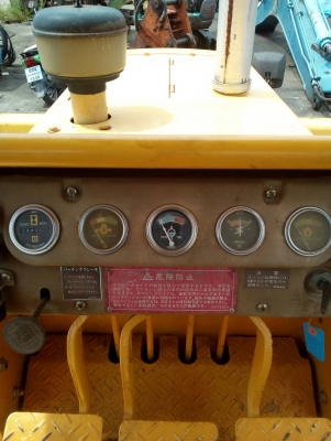 CATERPILLAR รุ่น D3B