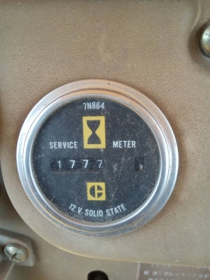 CATERPILLAR รุ่น D3B