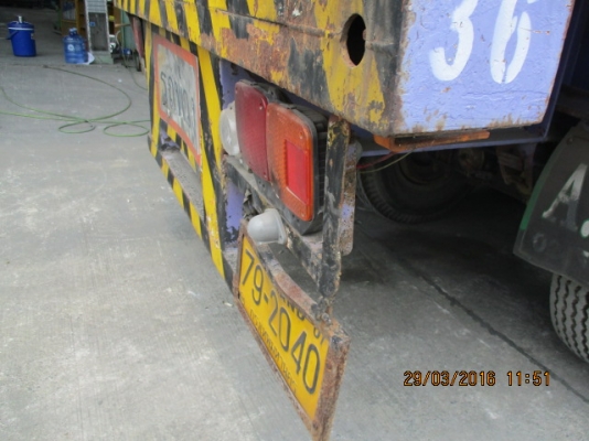 ขายก้างปลา2เพลา 40ฟุต พร้อมยาง มือ2 สภาพพร้อมใช้งานทะเบียน 79-2040