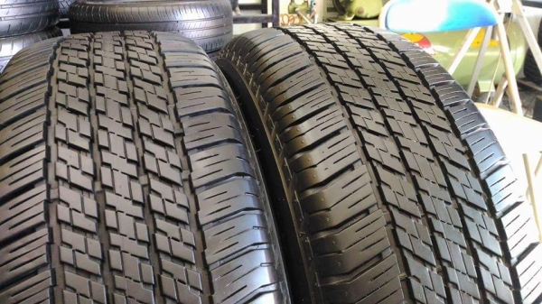 *** ลูกค้าฝากขาย *** ยาง \% Bridgestone Dueler 684  265 60 18 ผลิตปลายปี 2015 ยางสวย ดอกหนาๆ เนื้อนิ่มๆ ไม่กินข้าง วิ่งต่ออีกยาวๆ ขายถูก 4 เส้น 5600.- NET ***( ราคายกกลับ งดต่อ งดส่ง ตจว. ใส่ ถ่วงให้เพิ่ม 400.- )***