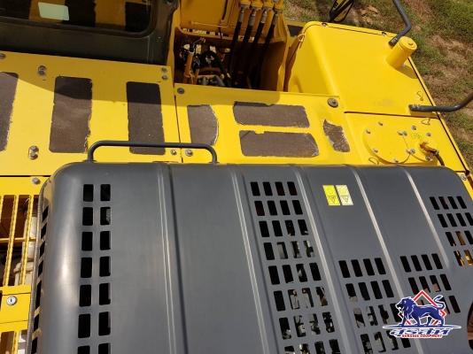 ขายรถแบ็คโฮ KOMATSU PC200-7 ใช้งานเพียง 7 พันชั่วโมง สภาพนางฟ้า ทำงานสมบูรณ์ทุกระบบ