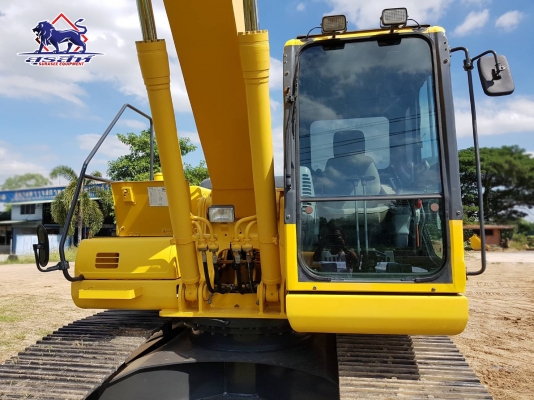ขายรถแบ็คโฮ KOMATSU PC200-7 ใช้งานเพียง 7 พันชั่วโมง สภาพนางฟ้า ทำงานสมบูรณ์ทุกระบบ
