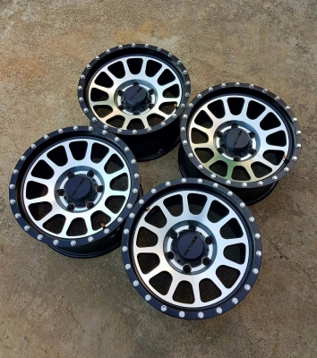 ขายล้อ 16x8 ออฟ 0 มือสอง สภาพสวยมาก