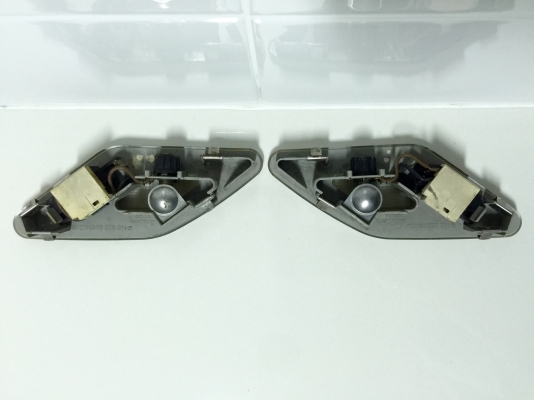 ขายไฟอ่านหนังสือเสา C รถเบนซ์ S500L รุ่น W140 ปี 92 ขายไฟอ่านหนังสือเสา C รถเบนซ์ S500L รุ่น W140 ปี 92