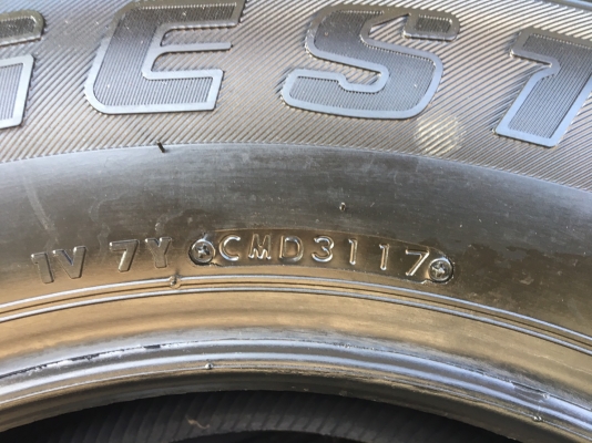 ยางป้ายแดง Bridgestone 265-65-17 ปลายปี 17