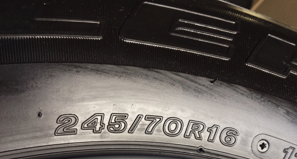 ยางป้ายแดง Bridgestone 245-70-16 ปลายปี 16 ยางป้ายแดง Bridgestone 245-70-16 ปลายปี 16