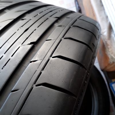 ขายยาง TOYO C1S 275-40-19 ปี16 แจ่มๆ 1คู่ ขายยาง TOYO C1S 275-40-19 ปี16 แจ่มๆ 1คู่