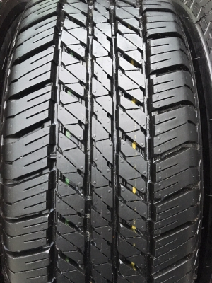 ยางป้ายแดง Bridgestone 245-70-16 ปี 17 เส้นสีแจ่มๆ