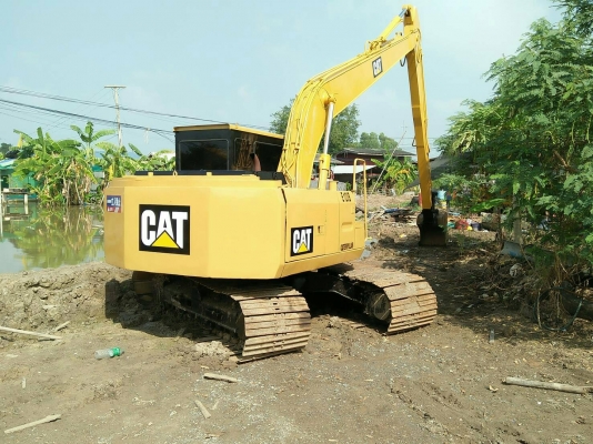 ขายCAT E120b สภาพสวยพร้อมใช้งาน เครื่องดีช่วงล่างดี ใบแทร็กเต็ม เอวดีไม่หลวม แอร์เย็น โทร0616613023
