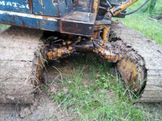 KOMATSU PC 60-1 ระบบดีเอวแน่นตัวเดินดีราคา 290,000 รถตรัง