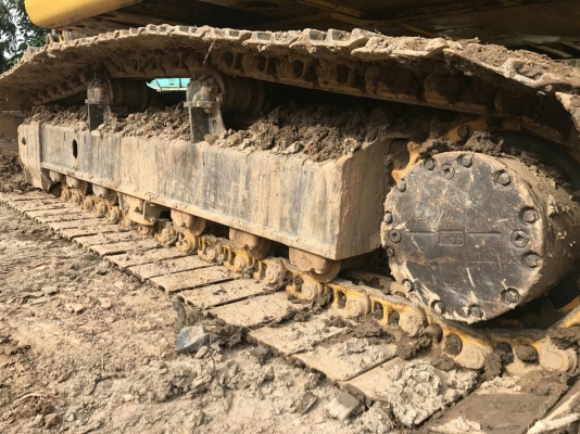 ขายด่วน!! Komatsu pc200-7 สภาพพร้อมใช้ค่ะ ขายด่วน!! Komatsu pc200-7 สภาพพร้อมใช้ค่ะ