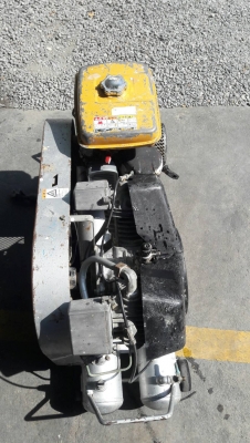 ปั๊มลม IWATA เครื่อง ROBIN EY 20