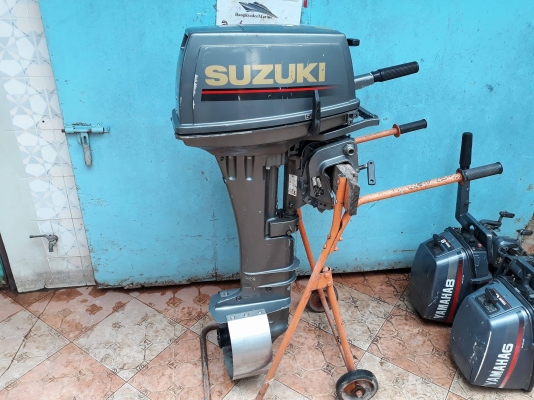 Suzuki 15 แรง 2จังหวะ หาง 21 นิ้ว สวยๆกริบๆ พร้อมใช้ทันที