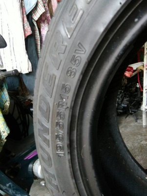 ยาง195 55 15มี4เส้นปี2014 ยาง195 55 15มี4เส้นปี2014